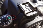 炫龙笔记本电脑显示灯无法关闭？解决方法是什么？