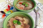 美味家常羊肉汤的制作方法（教你如何做出香气扑鼻的羊肉汤）
