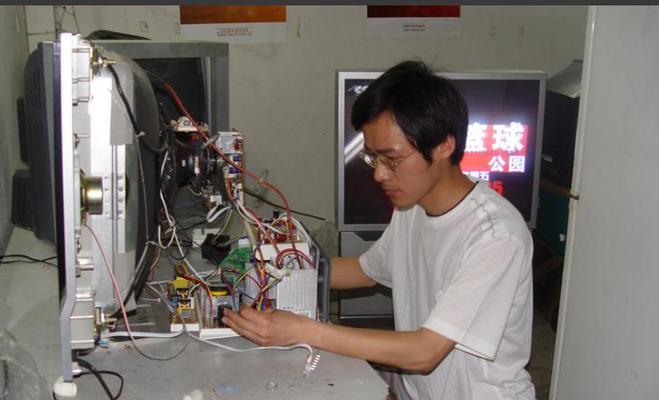 电视没声音怎么维修（解决电视无声问题的实用方法）