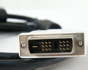 显示器信号线接头连接方法（简单易懂的连接指南）