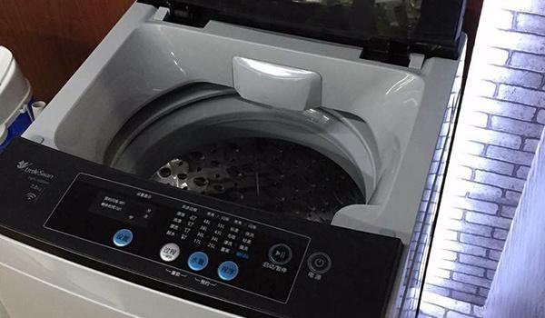 解决夏普洗衣机故障代码E50的常见维修方法（轻松排除夏普洗衣机故障代码E50的问题）