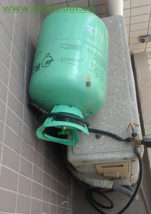 如何简单地给空调加氟利昂（学习步骤简单易懂）