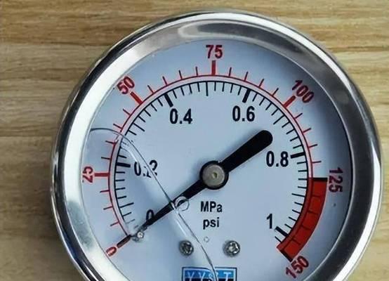 帝王马桶抽不上水的维修方法（解决马桶无法冲水的实用技巧）