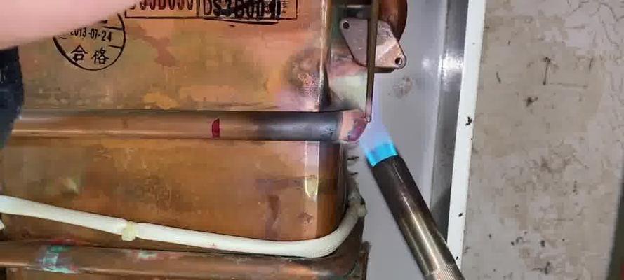 樱雪壁挂炉显示E8故障解决方法（分析樱雪壁挂炉显示E8故障的原因及解决方案）