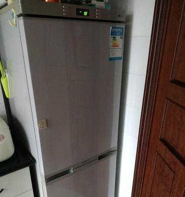 冰柜底部破裂修复方法（家用冰柜底部破裂维修指南）