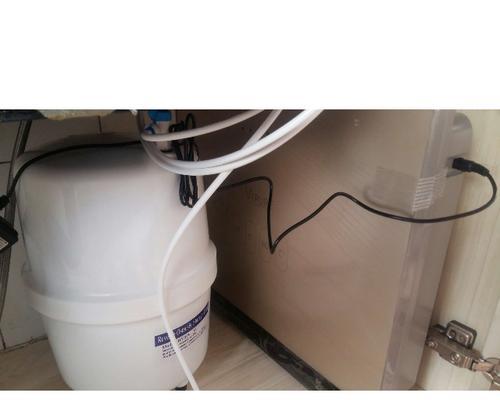 美的净水器为何无法进水（解决净水器进水问题的实用方法）