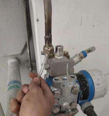 壁挂炉烟筒进水点火故障解决方案（如何应对壁挂炉烟筒进水引起的点火故障）