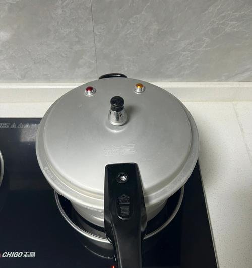 电磁炉无5V电源如何修复（解决电磁炉无法工作的问题）