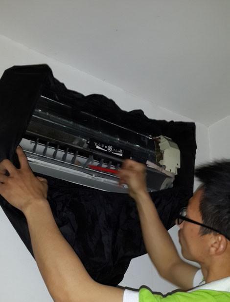 如何正确清洗空调过滤网（选择合适的清洗方法）