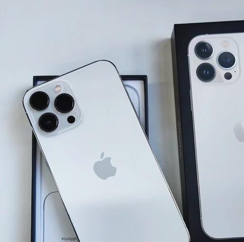 iPhone13ProMax评测怎么样？性能和摄像功能有哪些特点？