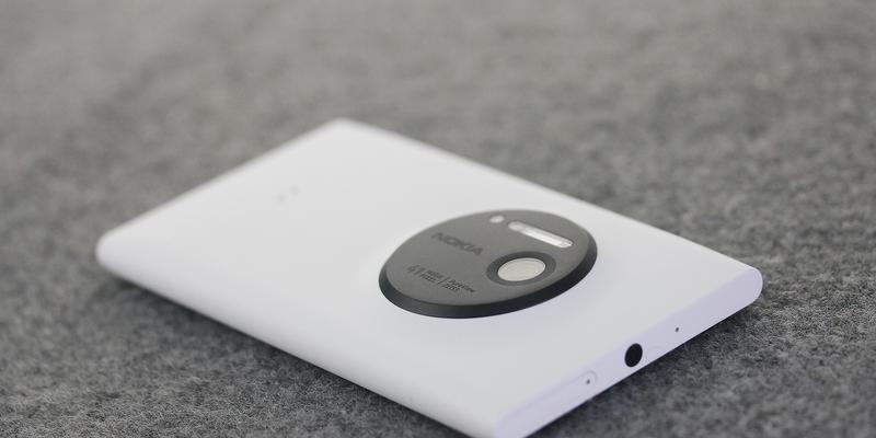 Lumia1020测评怎么样？使用体验和常见问题解答？