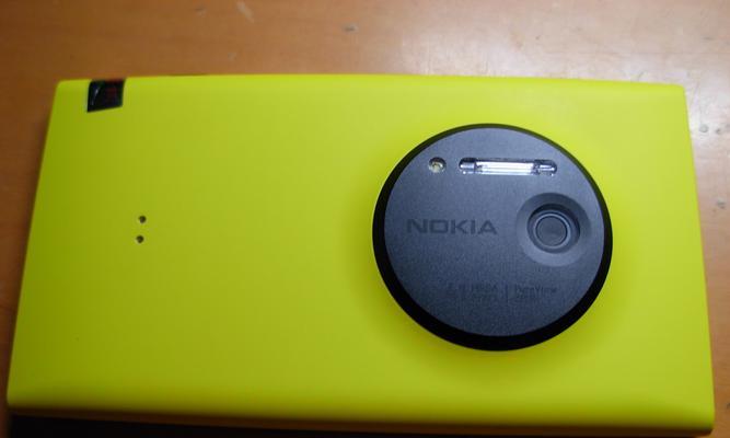 Lumia1020测评怎么样？使用体验和常见问题解答？