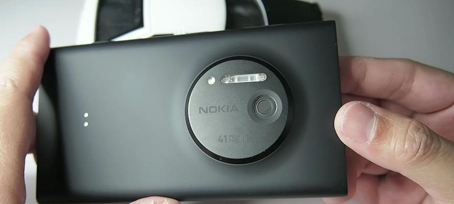 Lumia1020测评怎么样？使用体验和常见问题解答？