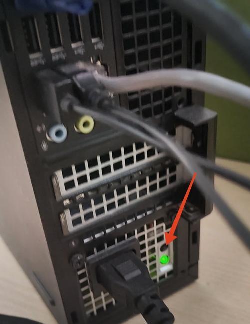 电脑突然出现声音的原因是什么