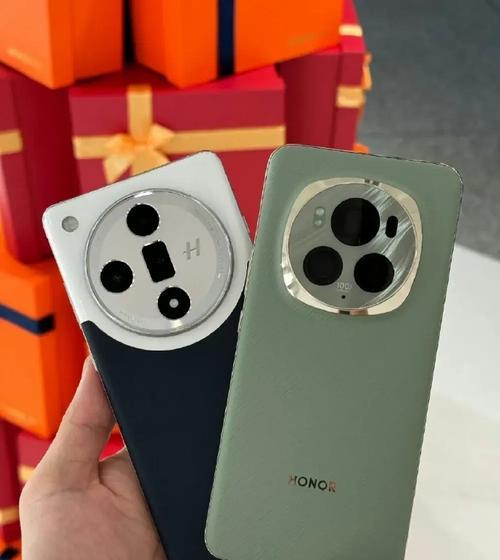 哪款手机配备了一竖列摄像头？它的名称是什么？