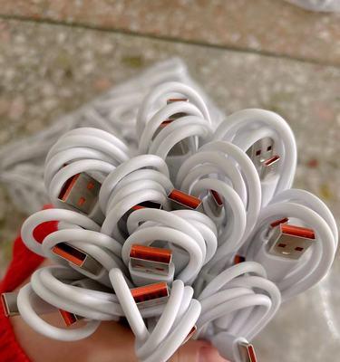 华为扁型充电器的正确名称是什么？如何辨别真伪？