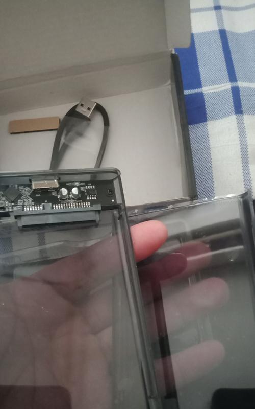 移动硬盘盒子一体机使用方法是什么？