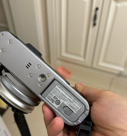 相机镜头保护盖如何正确盖住？操作步骤是什么？