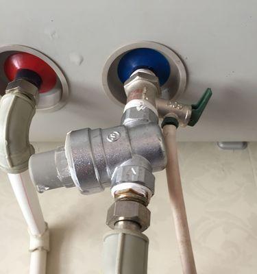热水器下排气故障如何通过视频教程修复？