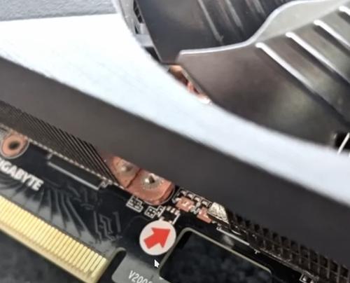 显卡pcb磨损会导致什么问题？如何预防和修复？