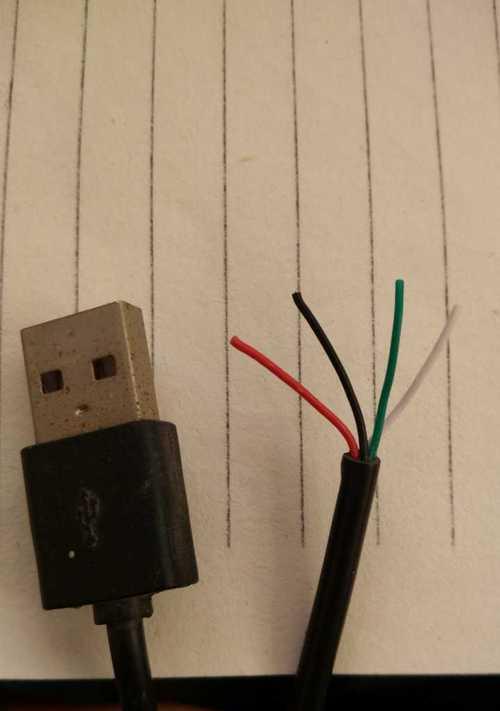 安泰电脑电源线正确的插入方法是什么？