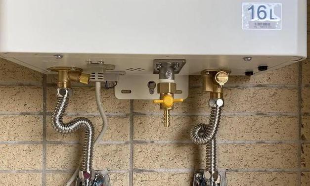 热水器恒温器漏水原因？维修步骤有哪些？