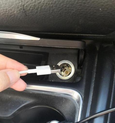 代步车载充电器如何使用？使用代步车载充电器的注意事项是什么？