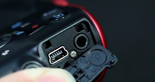 佳能sx500is读卡器如何取出？取出时遇到困难怎么办？
