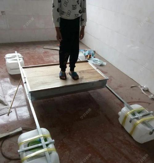 电瓶车挂吊水的正确步骤是什么？