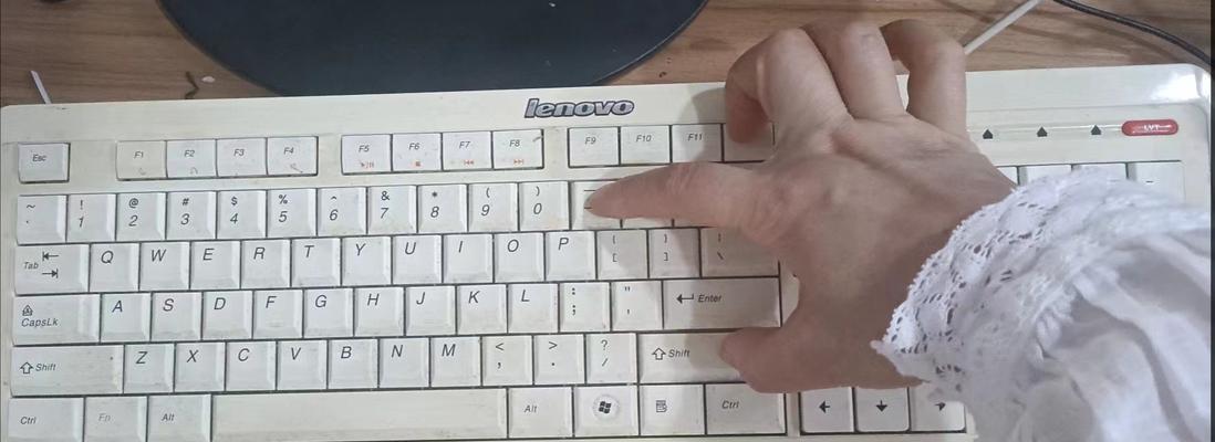 汽车散热器皮膜的正确贴法是什么？