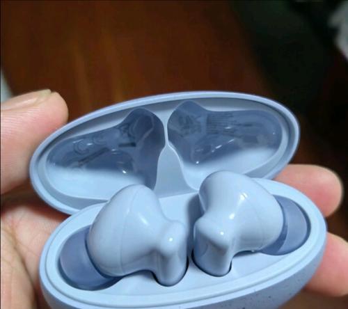 蓝牙耳塞耳机接电话的方法是什么？